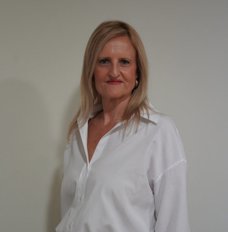 María Alberni